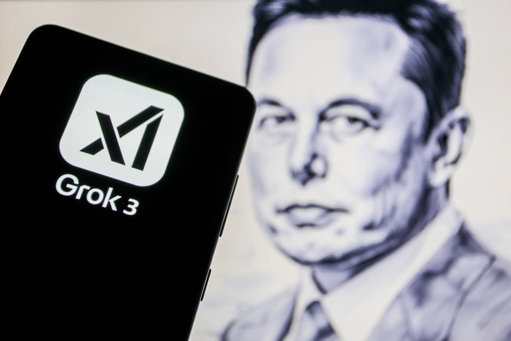 Grok-3 : Elon Musk promettait une IA révolutionnaire… mais le lancement tourne au fiasco
