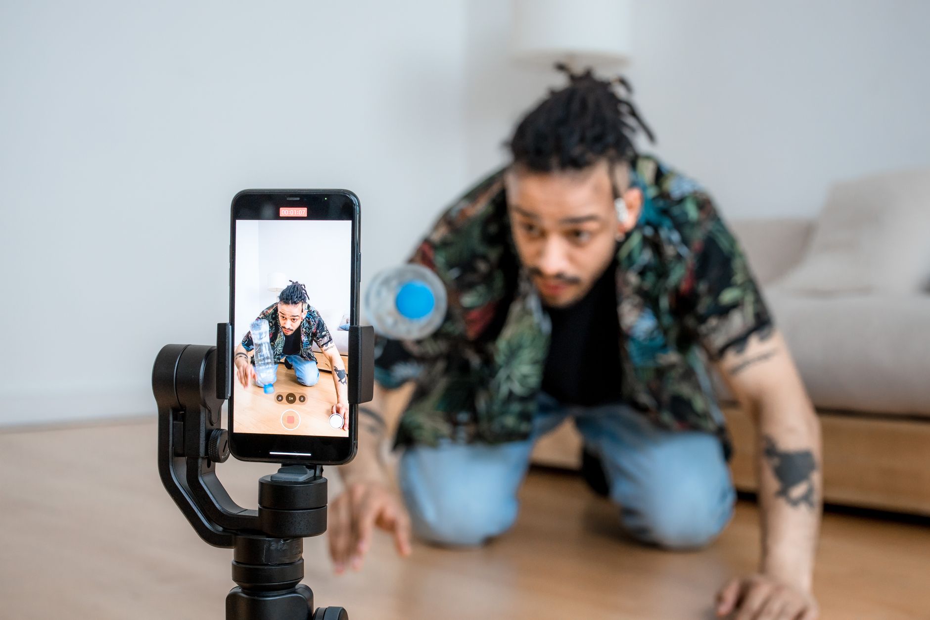 capture d'un clip noté par Opus Clip et d'un short sous-titré par Submagic